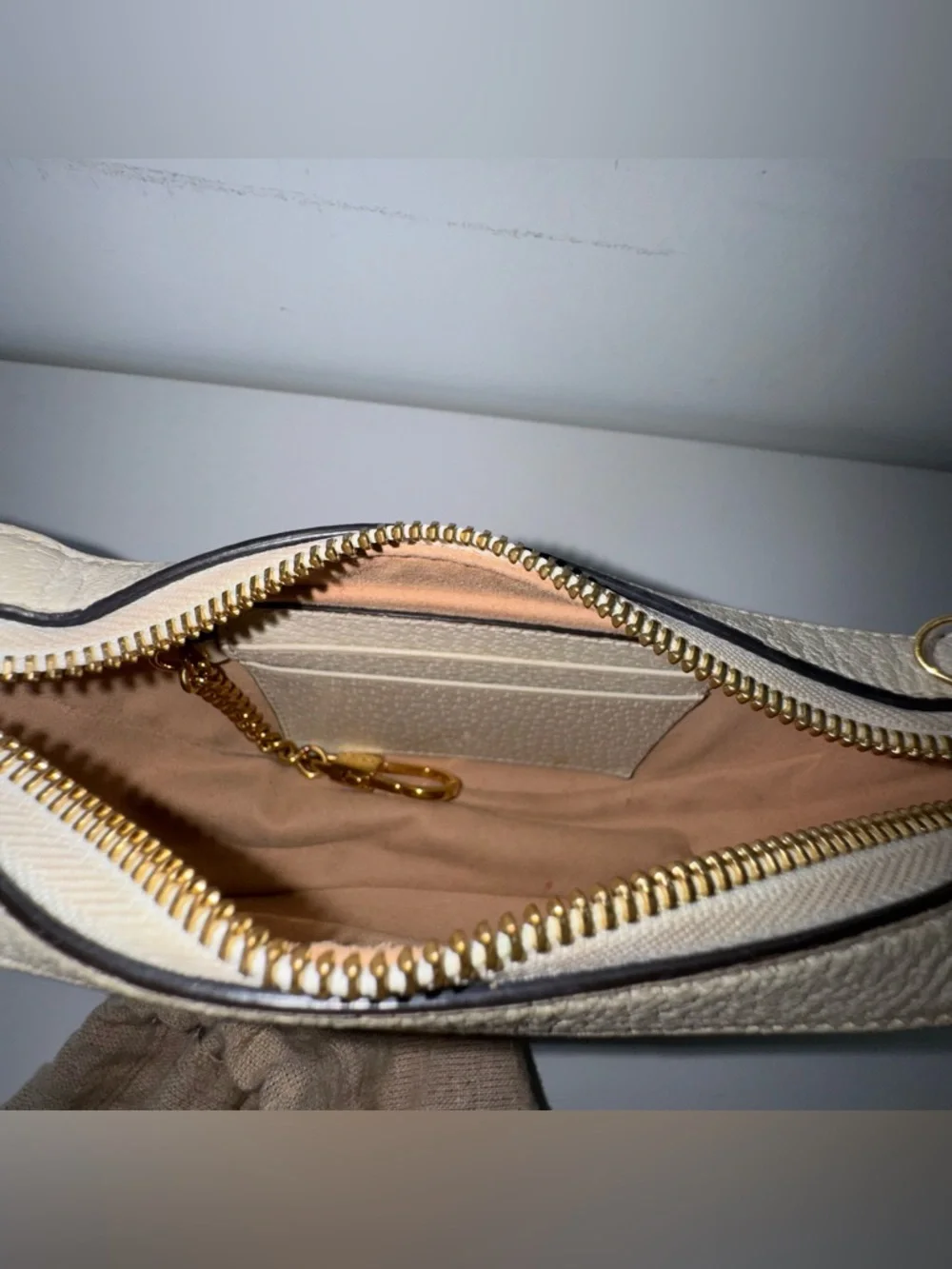 Gucci Ophidia  - Beige Supreme Shoulder Bag with Red & Blue stipe - Picture 12 of 16